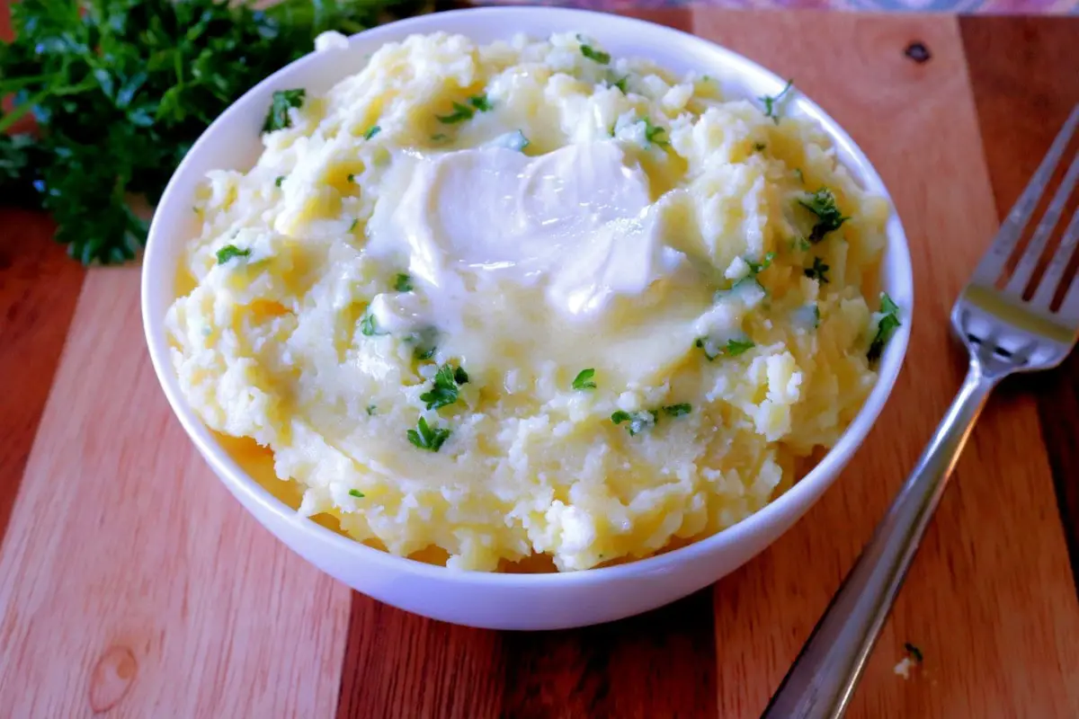 Restaurant-Style Mashed Potatoes