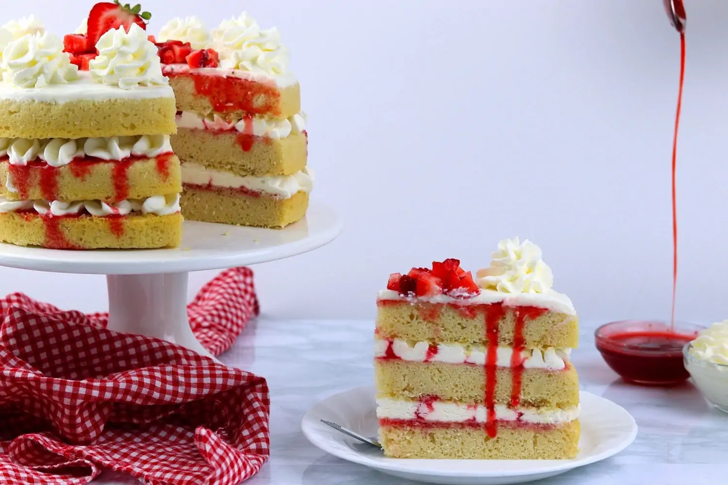Vanilla Cake with Strawberry Filling