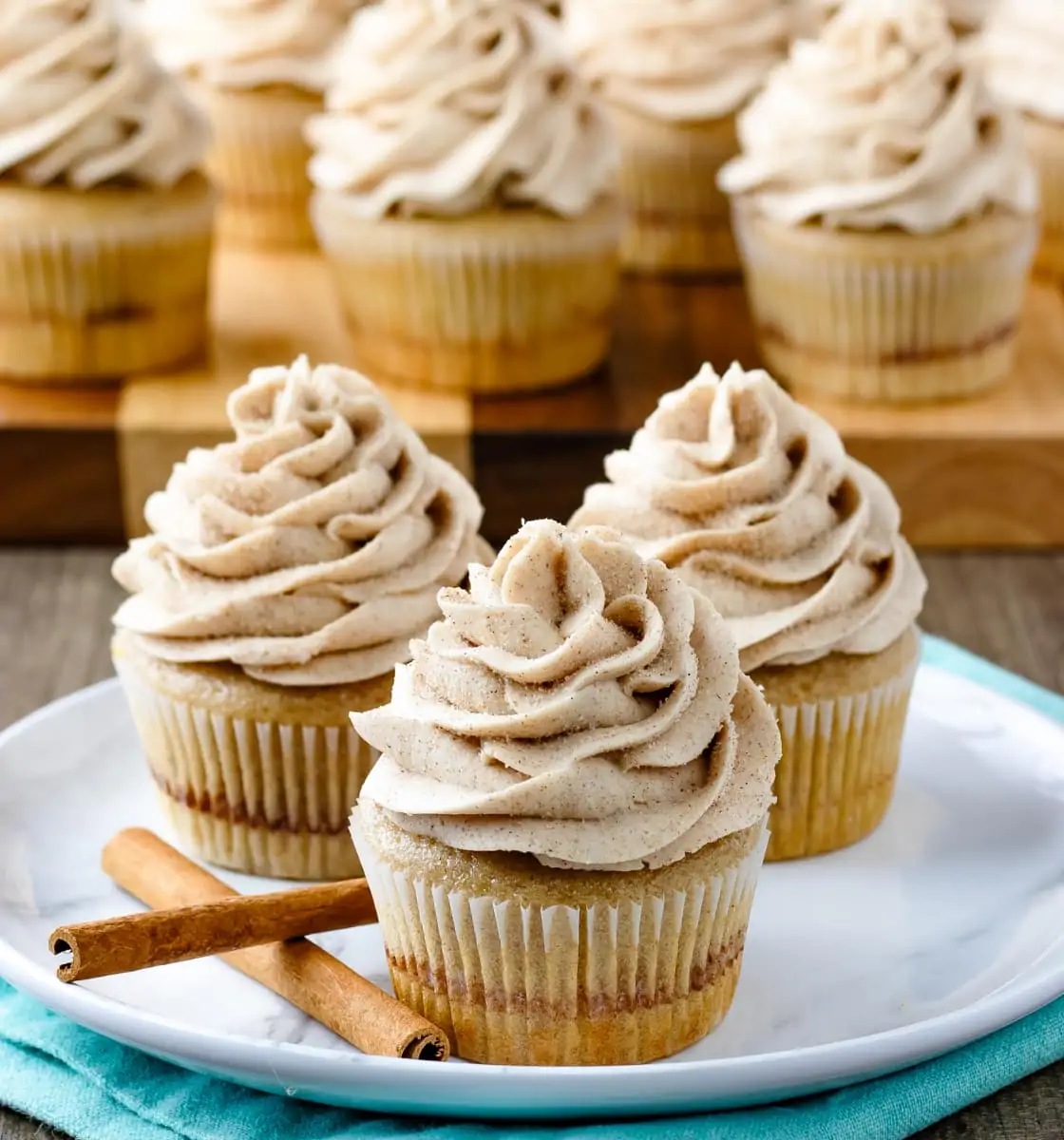 Cinnamon Cupcakes with Cinnamon Buttercream Frosting