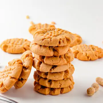Almond Flour Peanut Butter Cookies