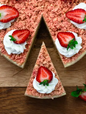 Strawberry Crunch Cheesecake Close