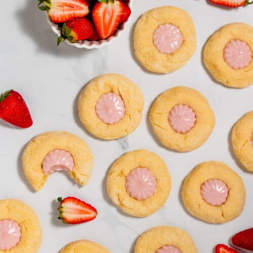 Strawberry Cheesecake Cookies Overhead