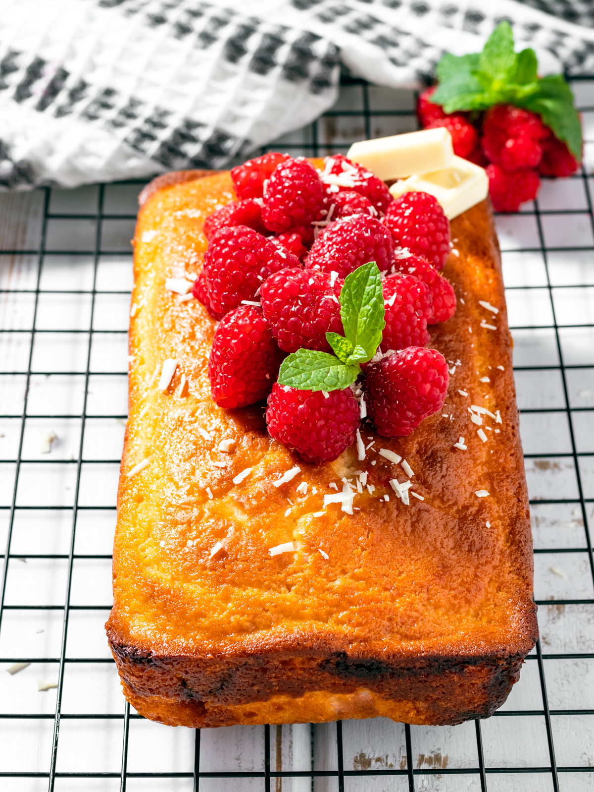 Loaf cake with raspberries and white chocolate